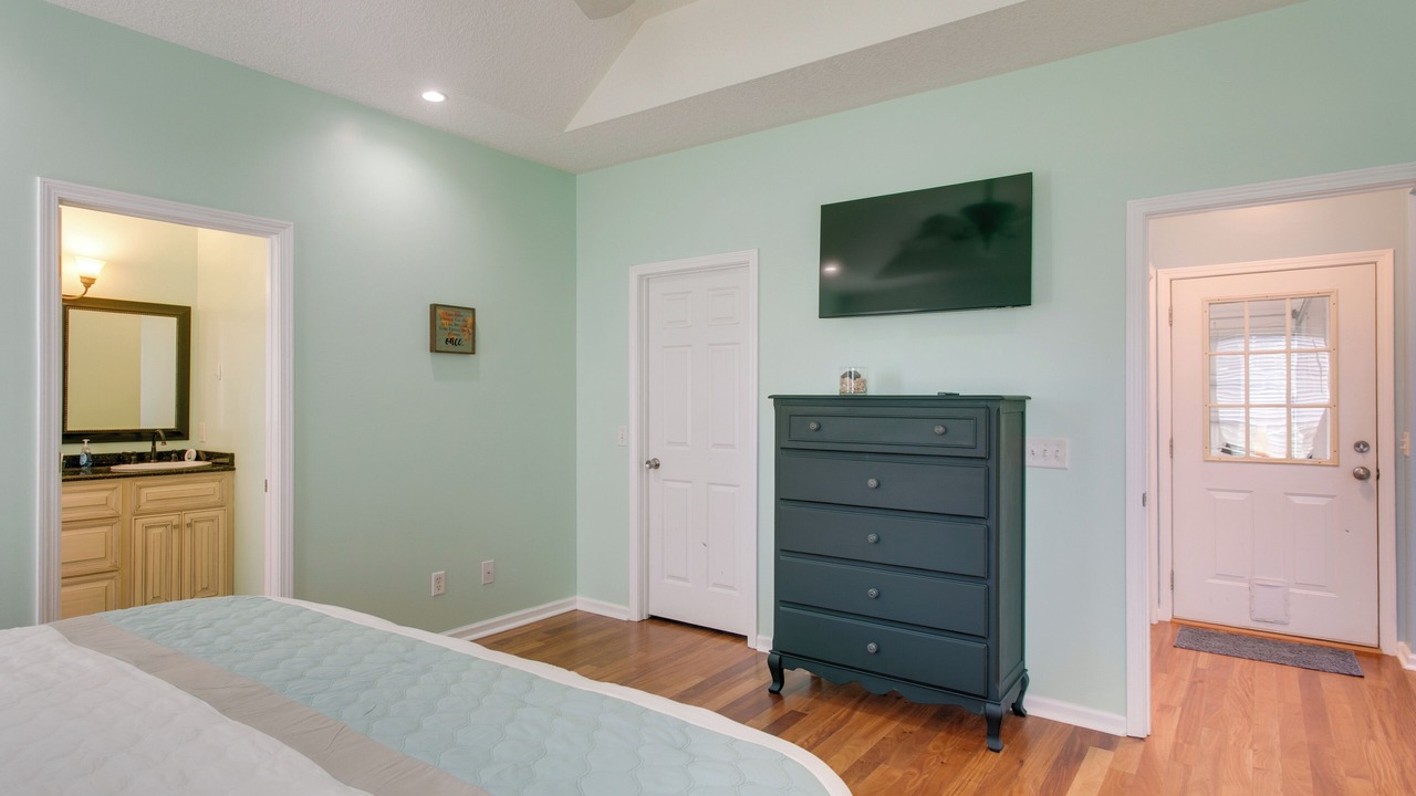 Photo of Bedroom in Douglas