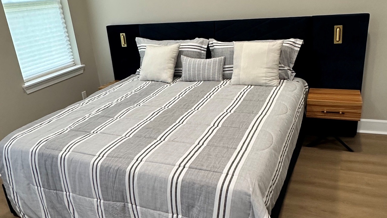 Photo of Bedroom in American Beach