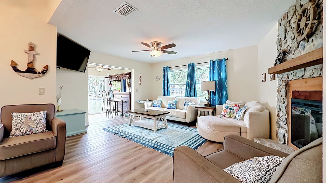 Photo of Livingroom in Dixie Shores