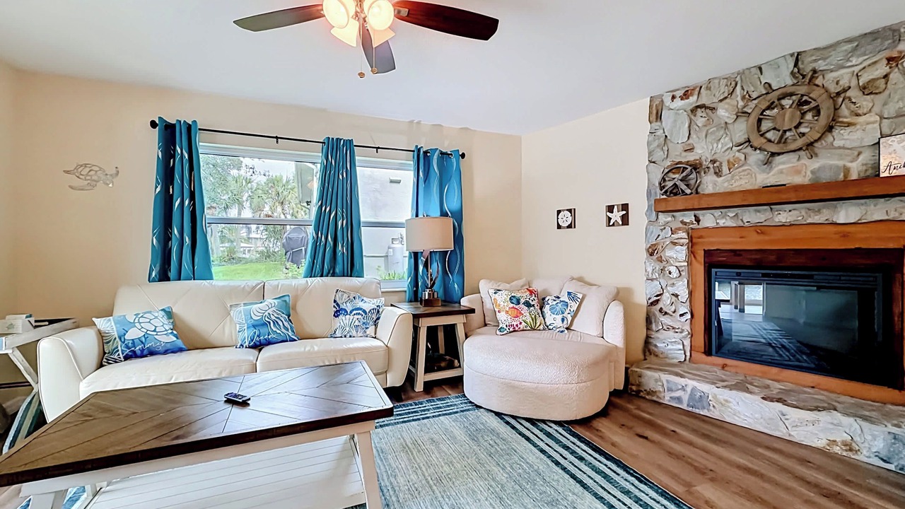 Photo of Livingroom in Dixie Shores