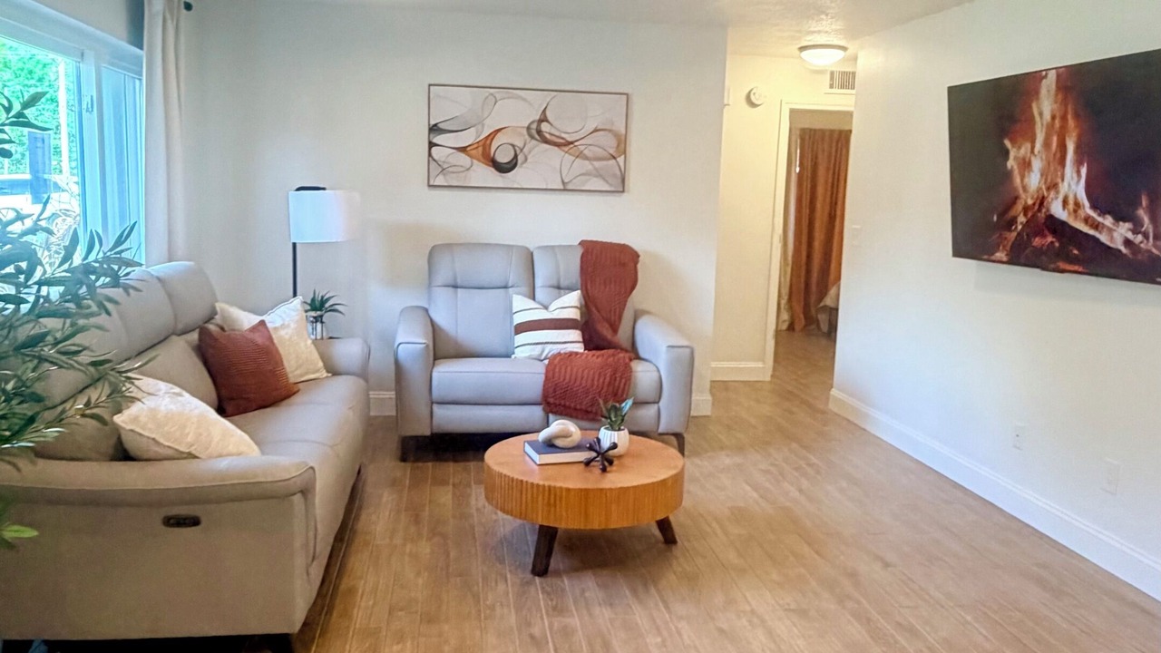 Photo of Livingroom in Brandon