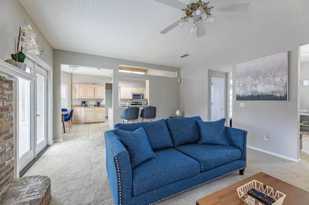 Photo of Livingroom in Lakeside