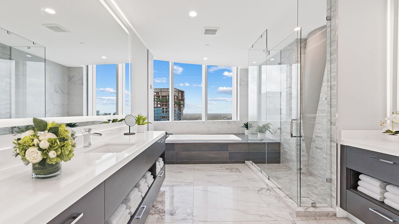 Photo of Bathroom in Overtown