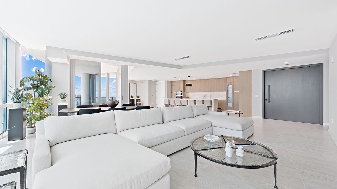 Photo of Livingroom in Overtown