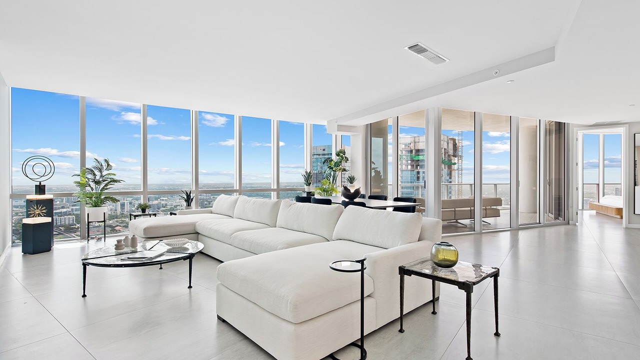 Photo of Livingroom in Overtown