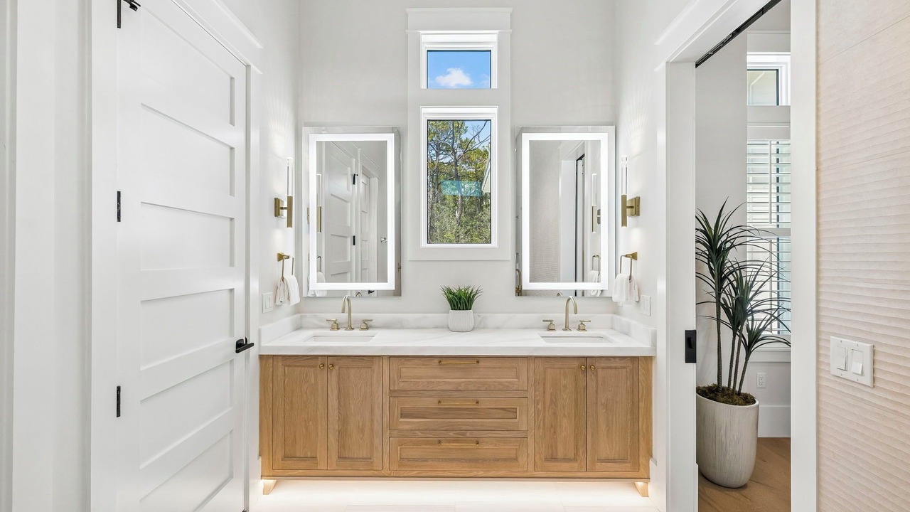 Photo of Bathroom in Seagrove Beach