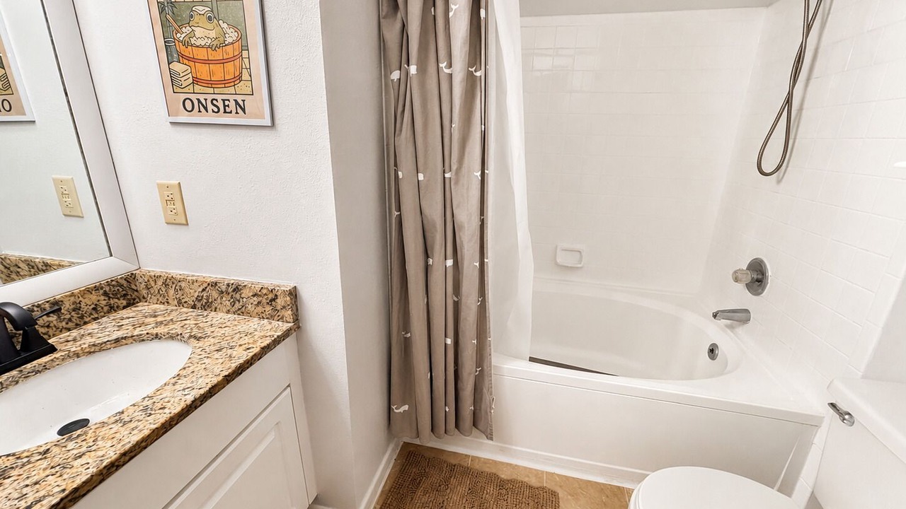 Photo of Bathroom in Gandy