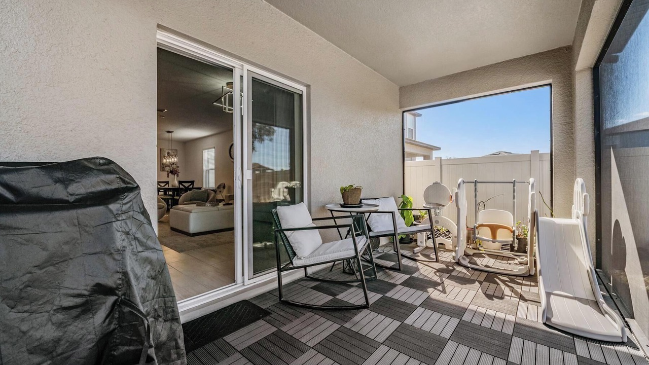 Photo of Patio Balcony in Zephyrhills