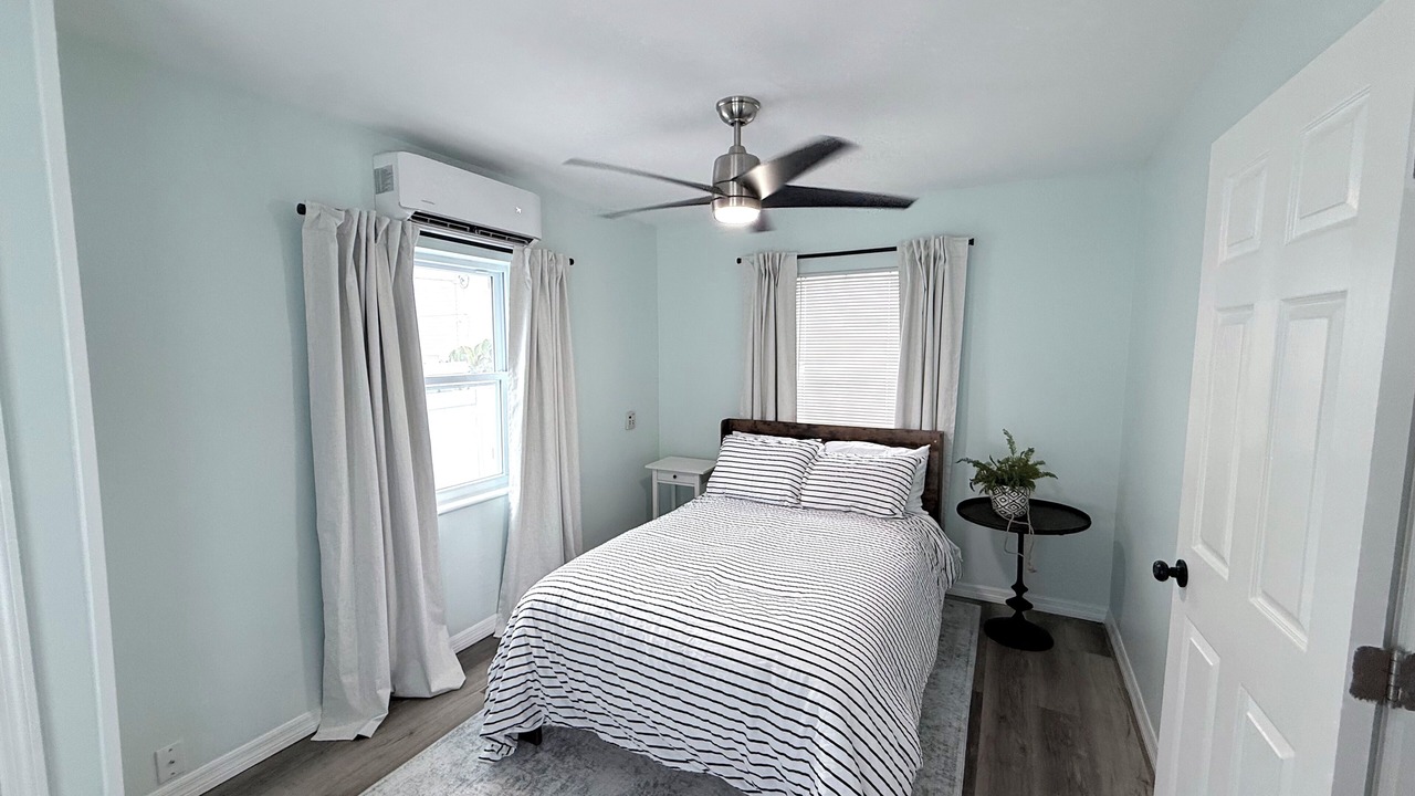 Photo of Bedroom in Historic Old Northeast