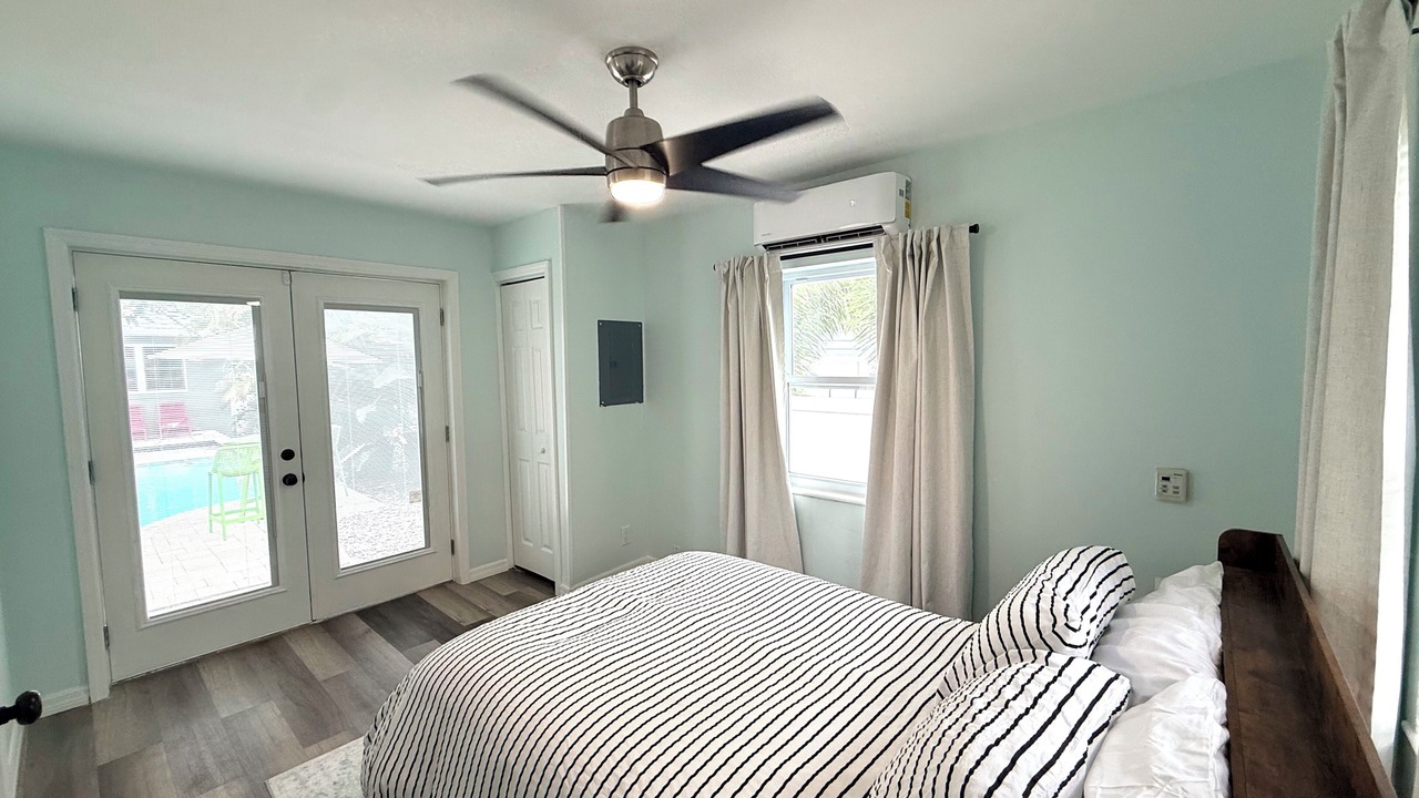 Photo of Bedroom in Historic Old Northeast