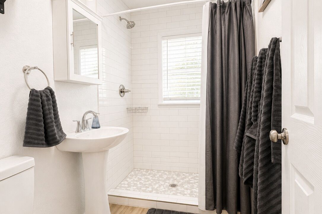 Photo of Bathroom in Suwannee