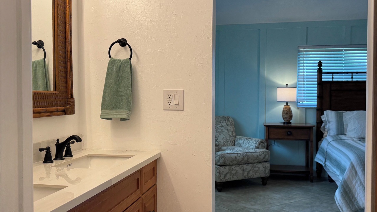 Photo of Bedroom in Cypress Lake