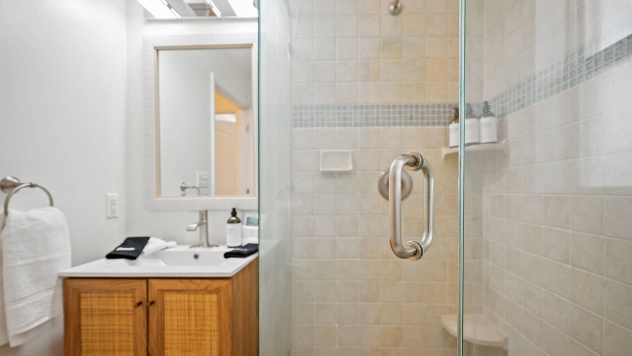 Photo of Bathroom in Central Corals
