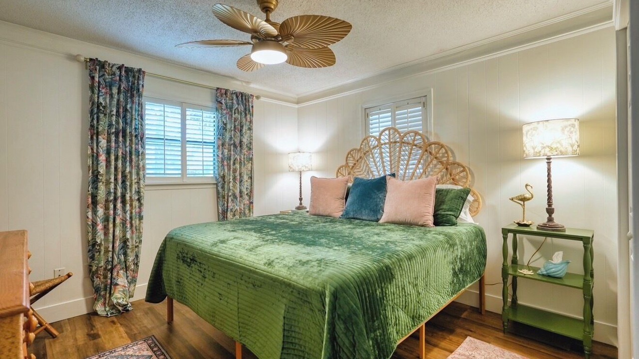 Photo of Bedroom in Gulf Vista