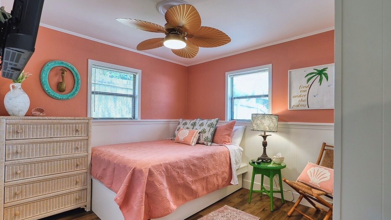 Photo of Bedroom in Gulf Vista
