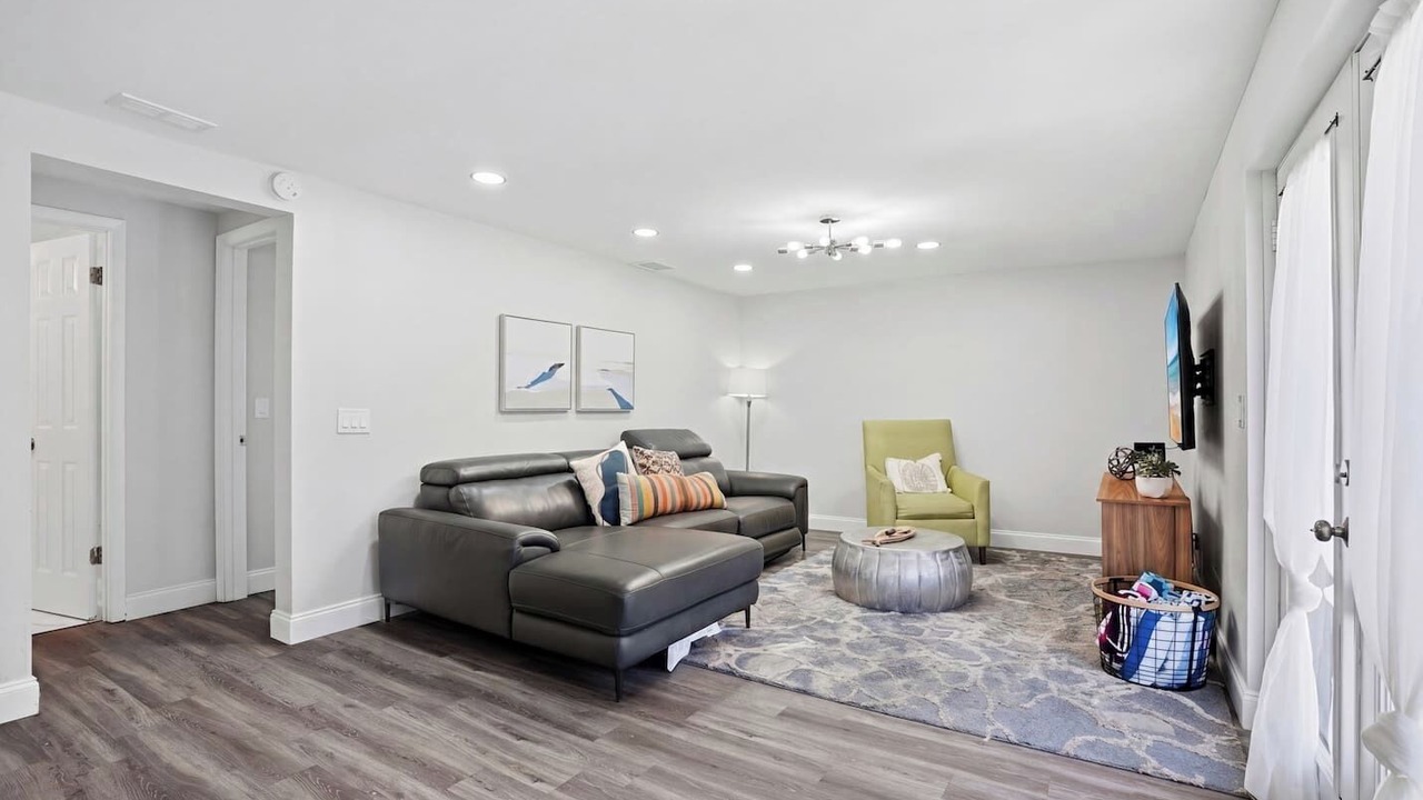 Photo of Livingroom in Brandon
