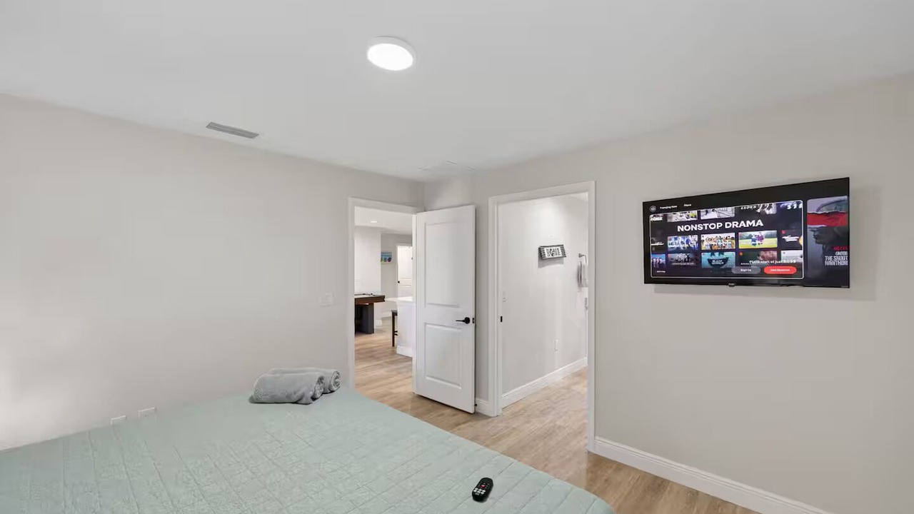 Photo of Bedroom in Englewood East