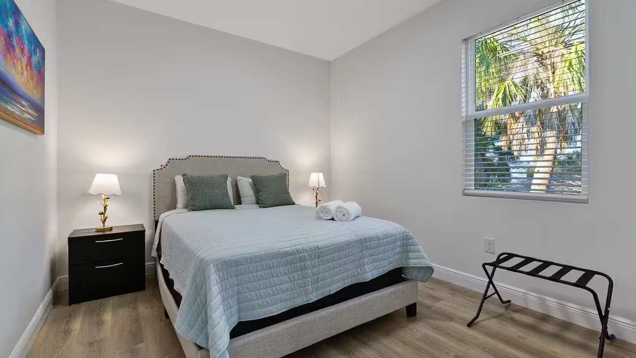 Photo of Bedroom in Englewood East