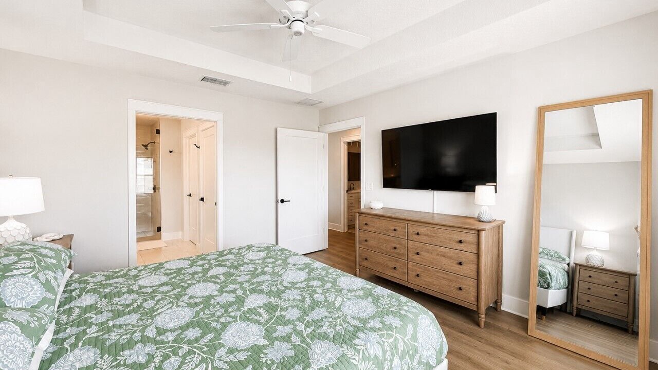 Photo of Others in Candler