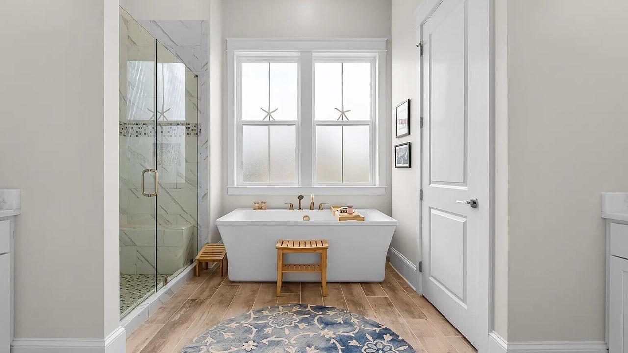 Photo of Bathroom in Gulf Vista