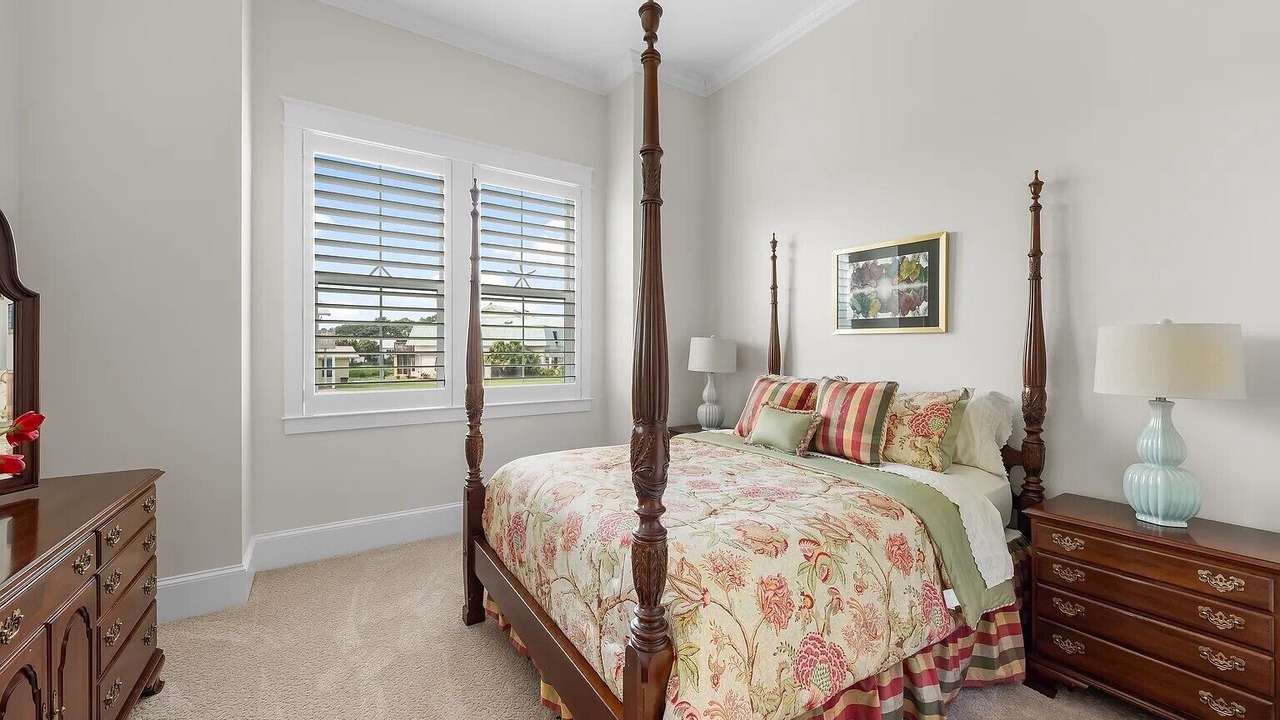 Photo of Bedroom in Gulf Vista