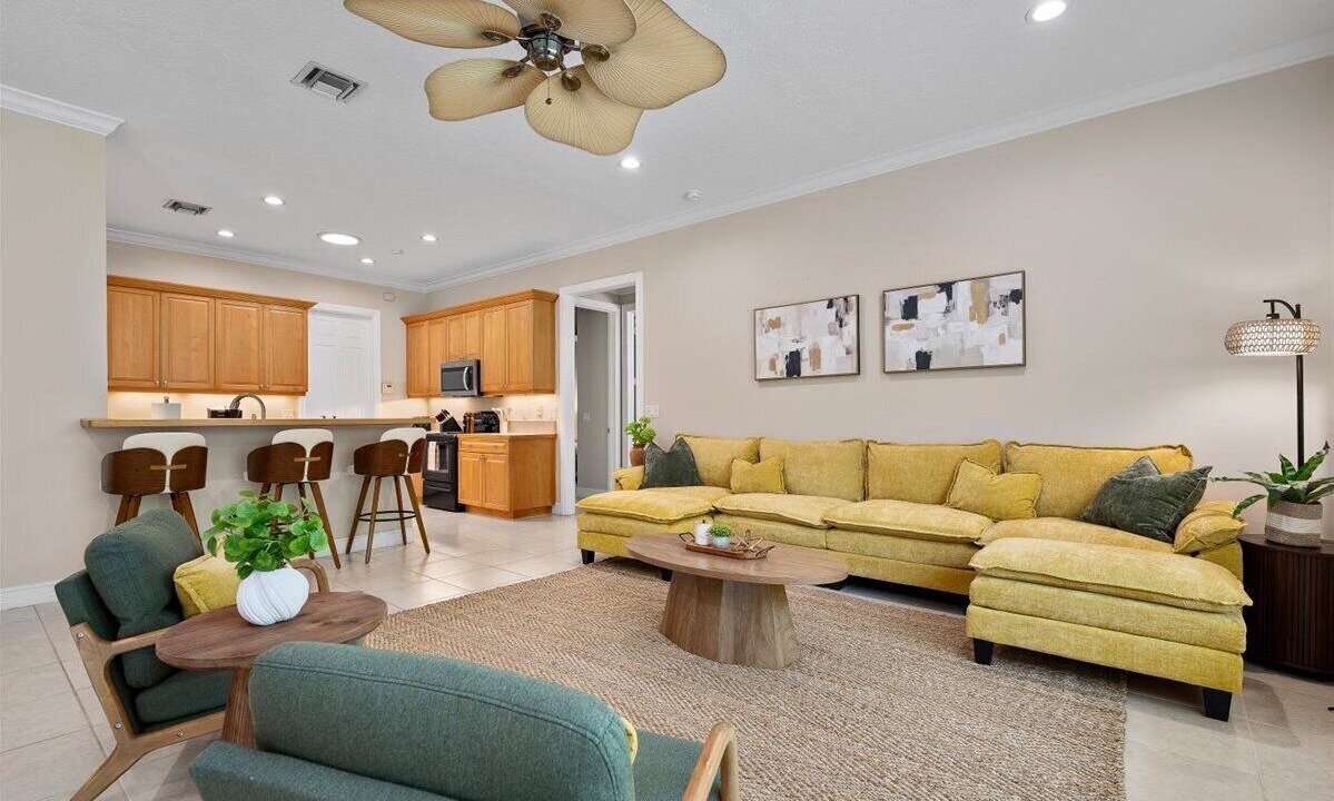 Photo of Livingroom in Stuart