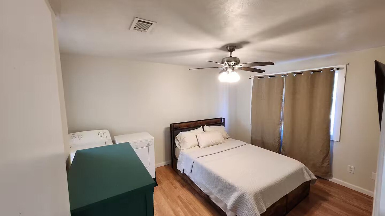Photo of Bedroom in Lake City