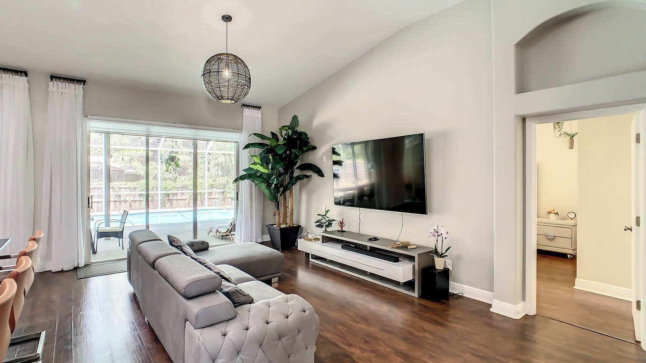 Photo of Livingroom in Interchange Square