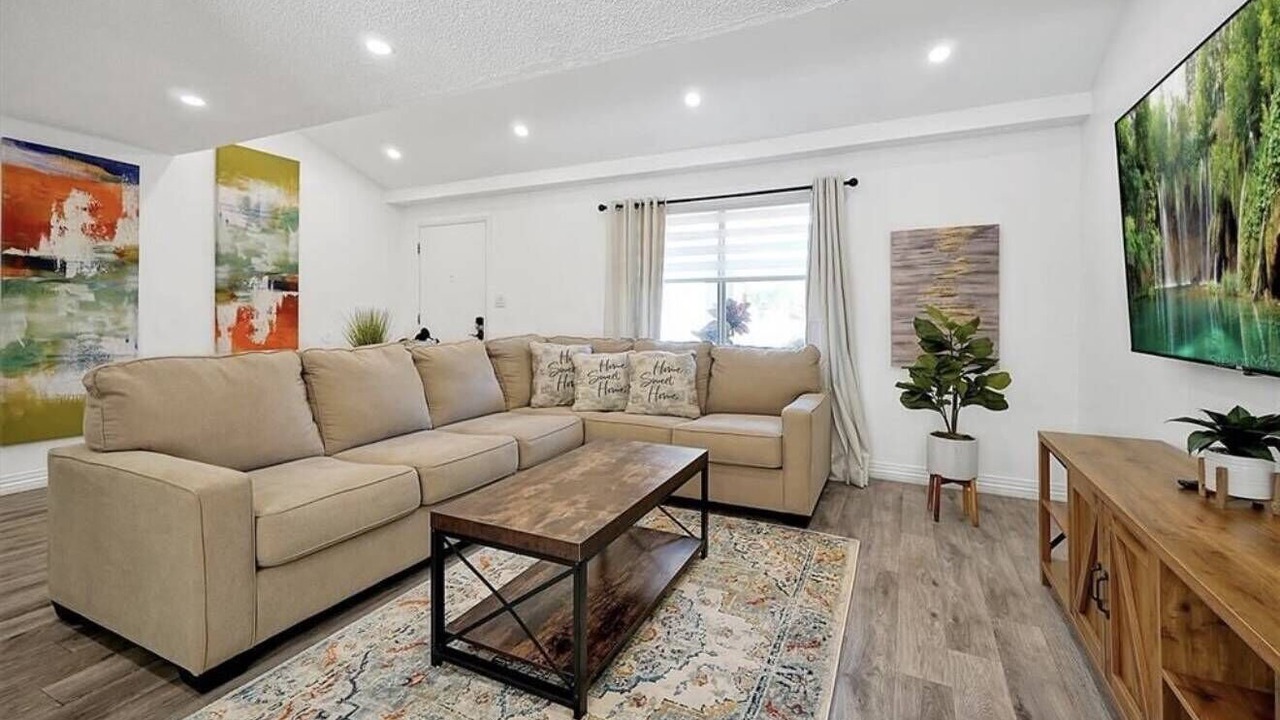 Photo of Livingroom in Mill Run