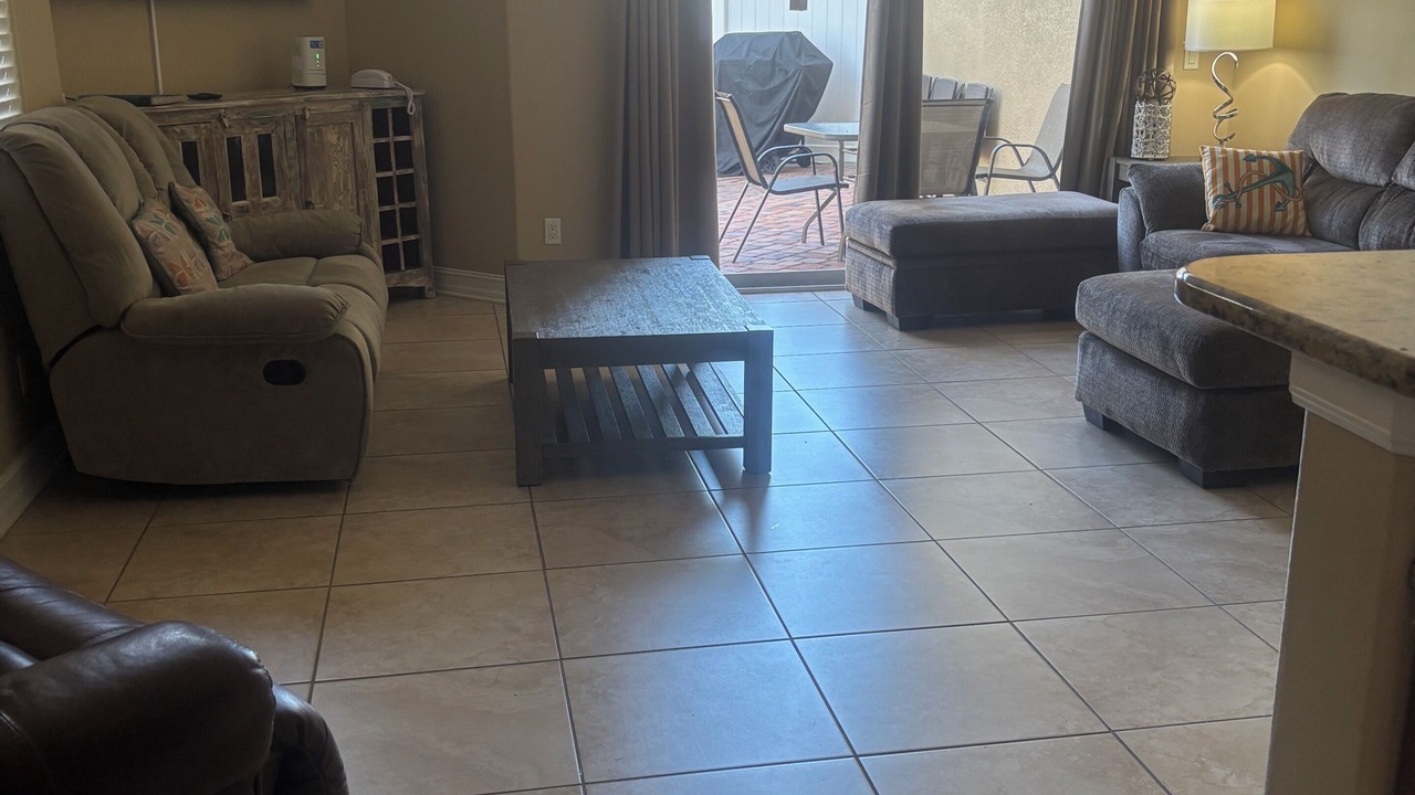 Photo of Livingroom in Golden Beach Estates