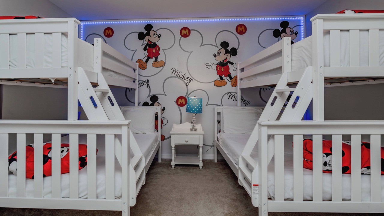 Photo of Bedroom in Veranda Palms