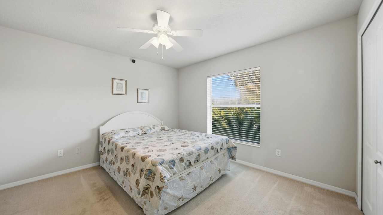Photo of Bedroom in Gulf Cove