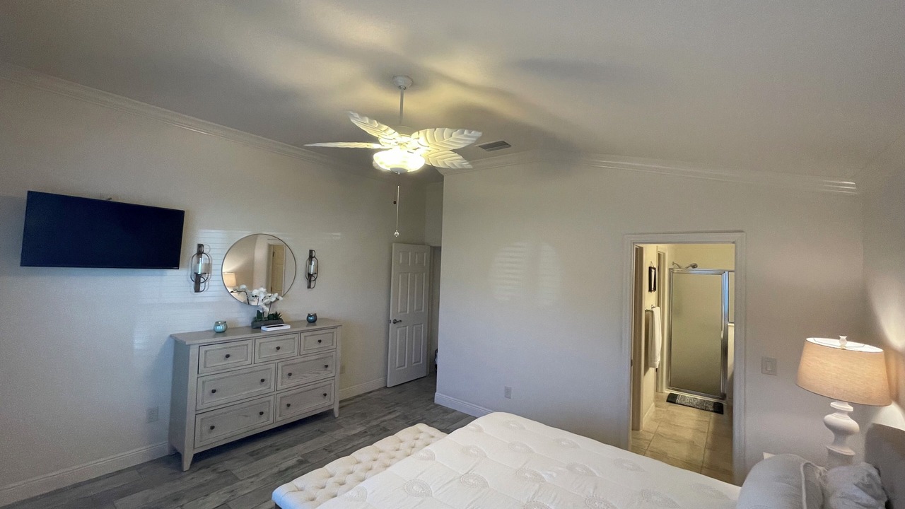 Photo of Bedroom in Lake Sumter Landing
