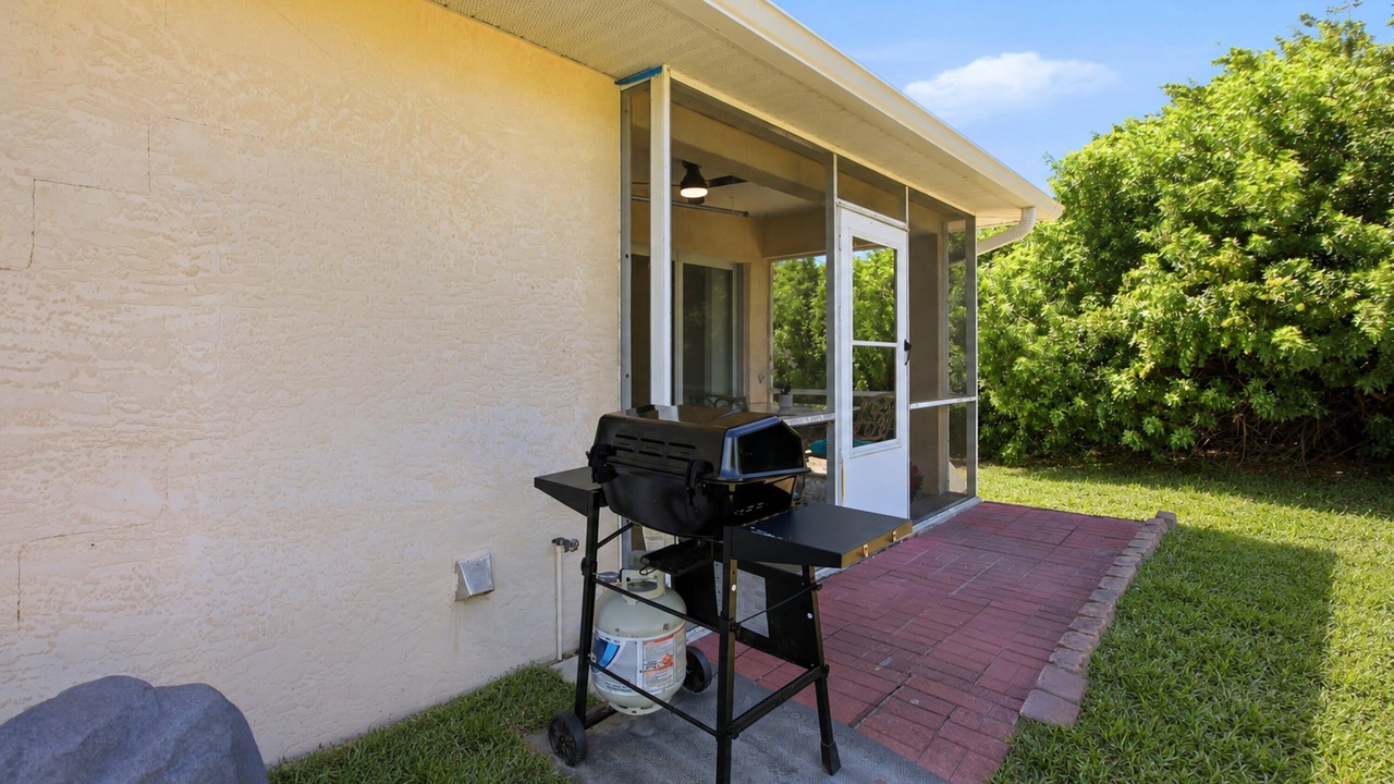 Photo of Patio Balcony in Englewood East