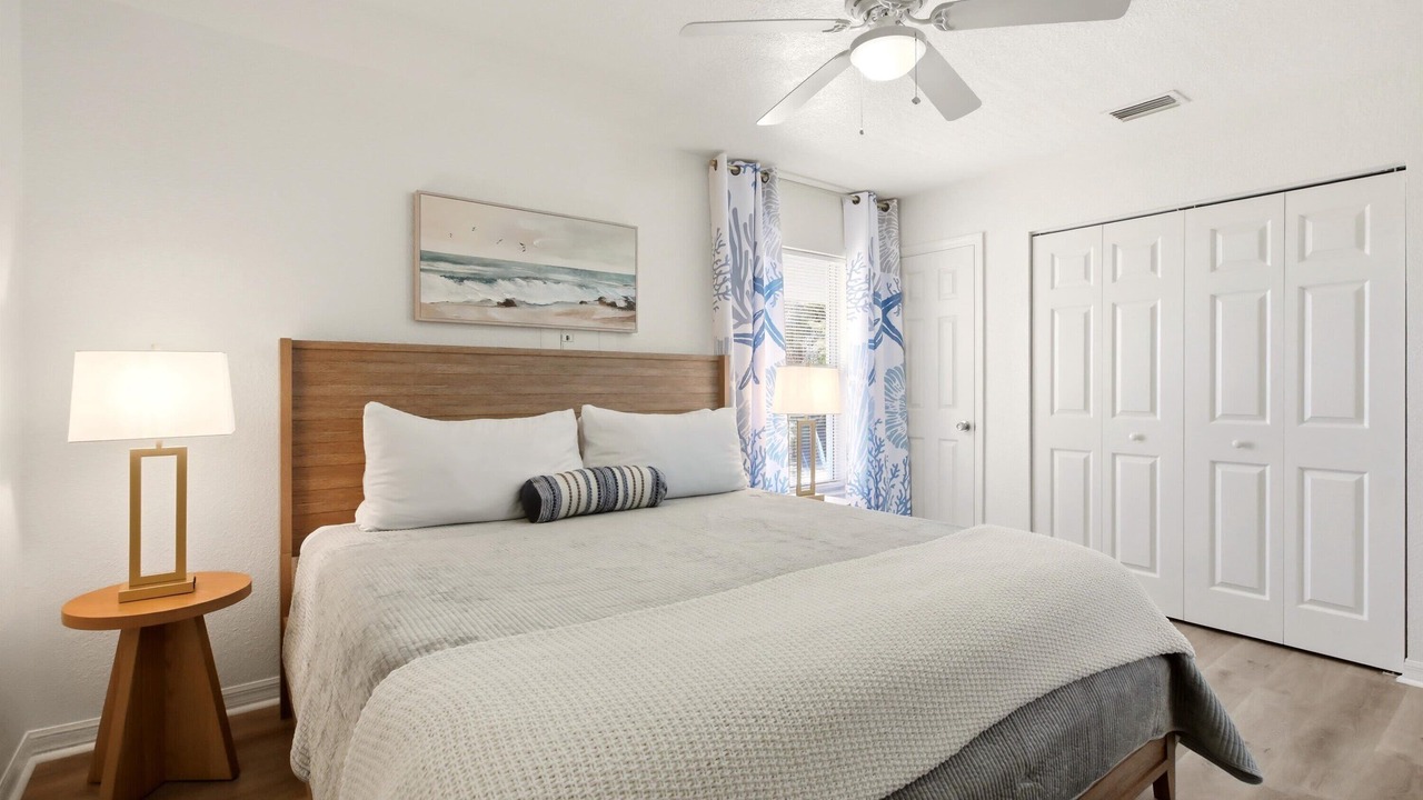 Photo of Bedroom in Englewood East