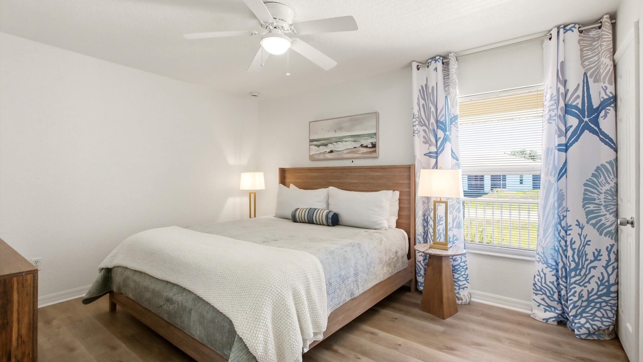Photo of Bedroom in Englewood East