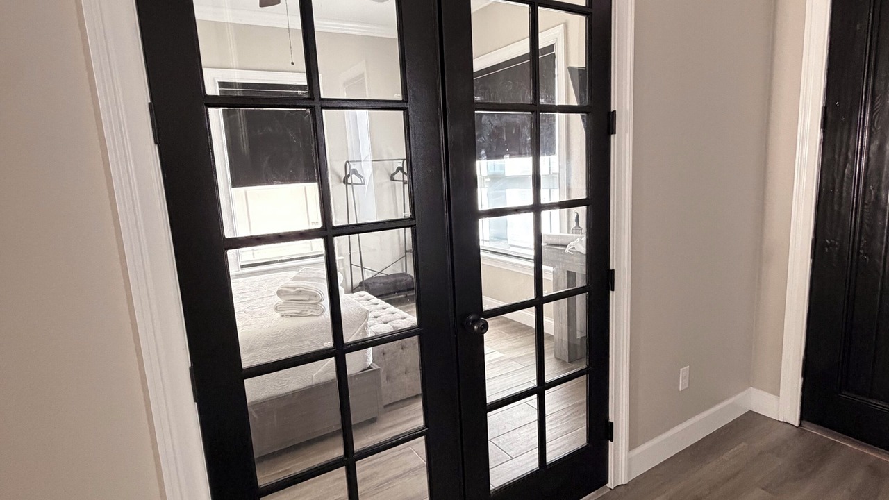 Photo of Bedroom in Fairview Shores