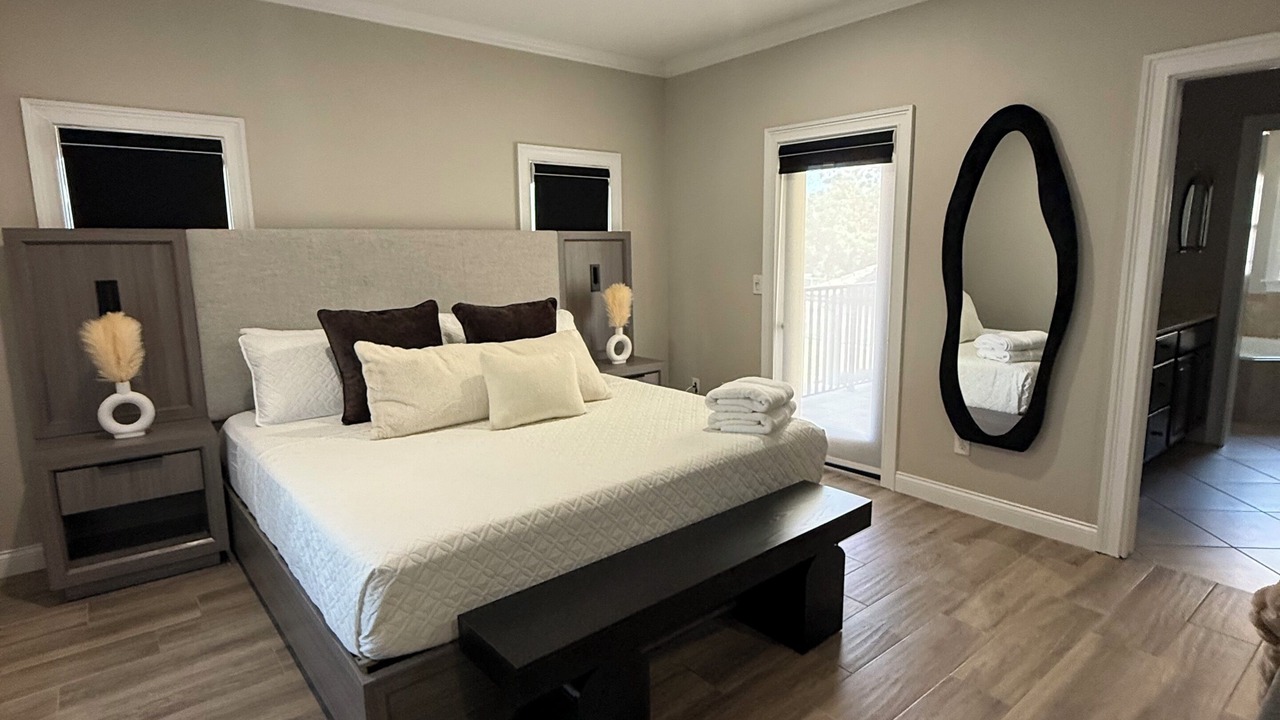 Photo of Bedroom in Fairview Shores