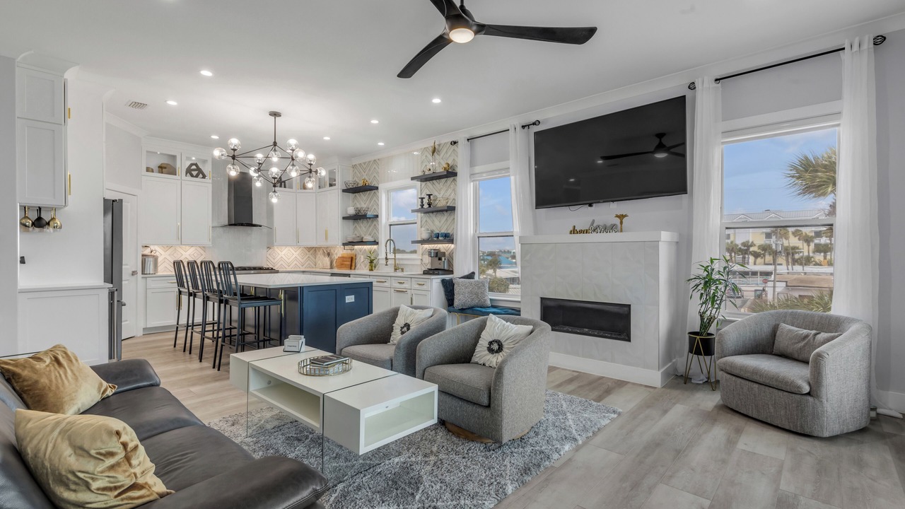 Photo of Livingroom in New Smyrna Beach