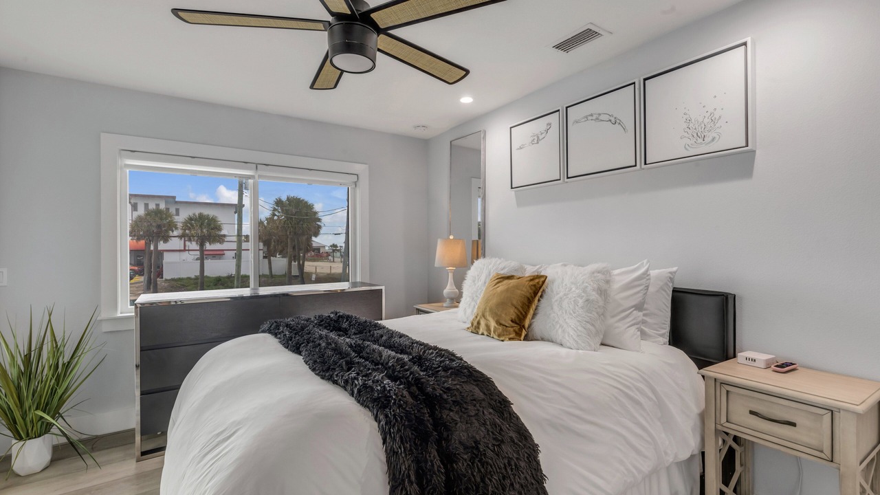 Photo of Bedroom in New Smyrna Beach