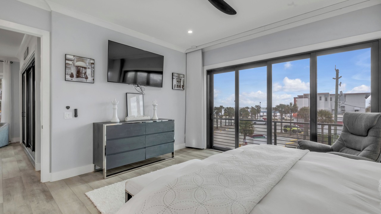 Photo of Bedroom in New Smyrna Beach