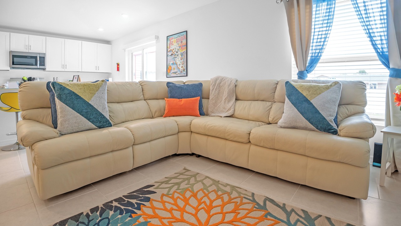 Photo of Livingroom in Lehigh Acres