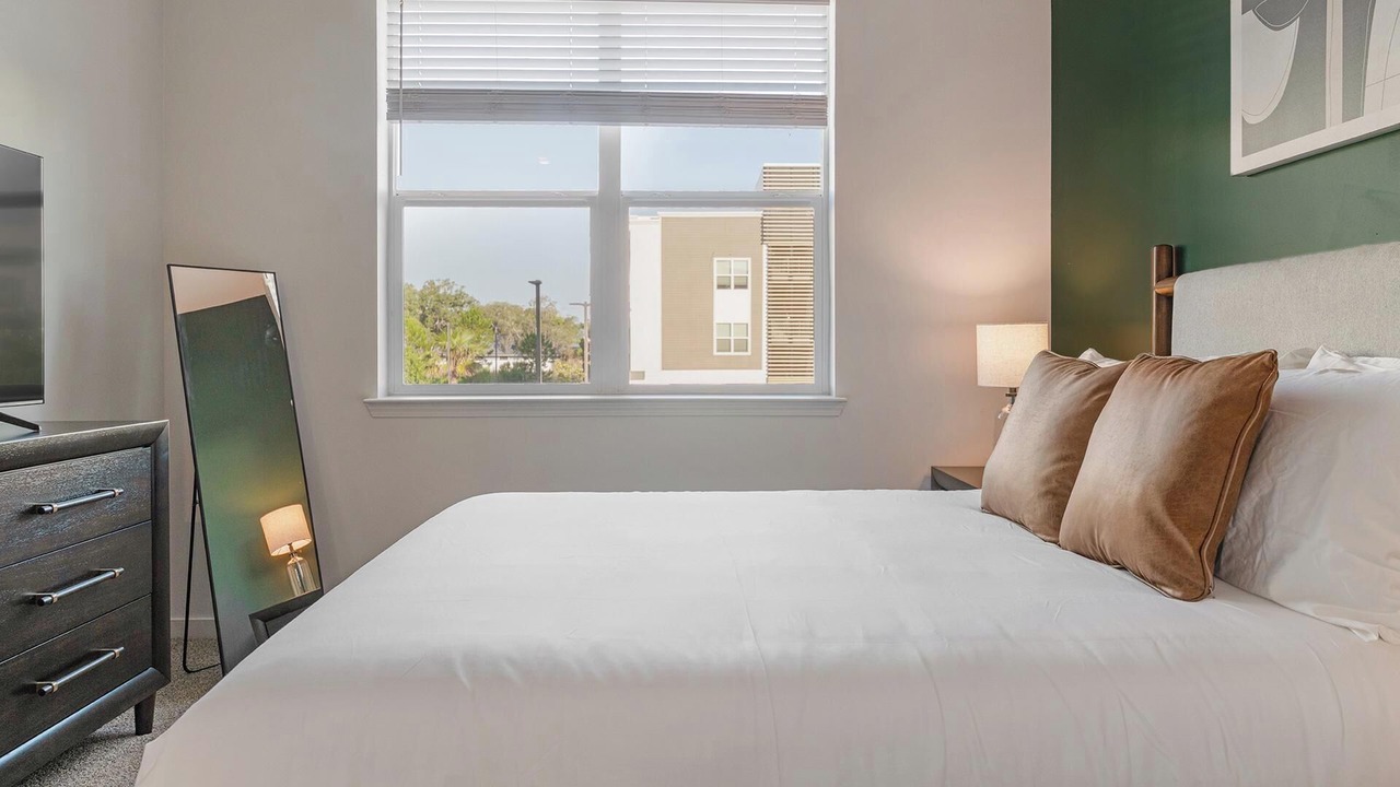 Photo of Bedroom in Tarpon Springs