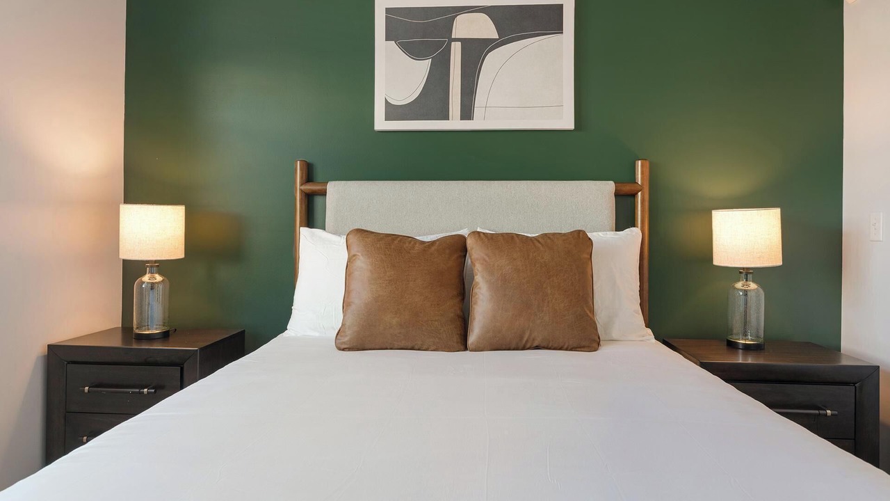 Photo of Bedroom in Tarpon Springs