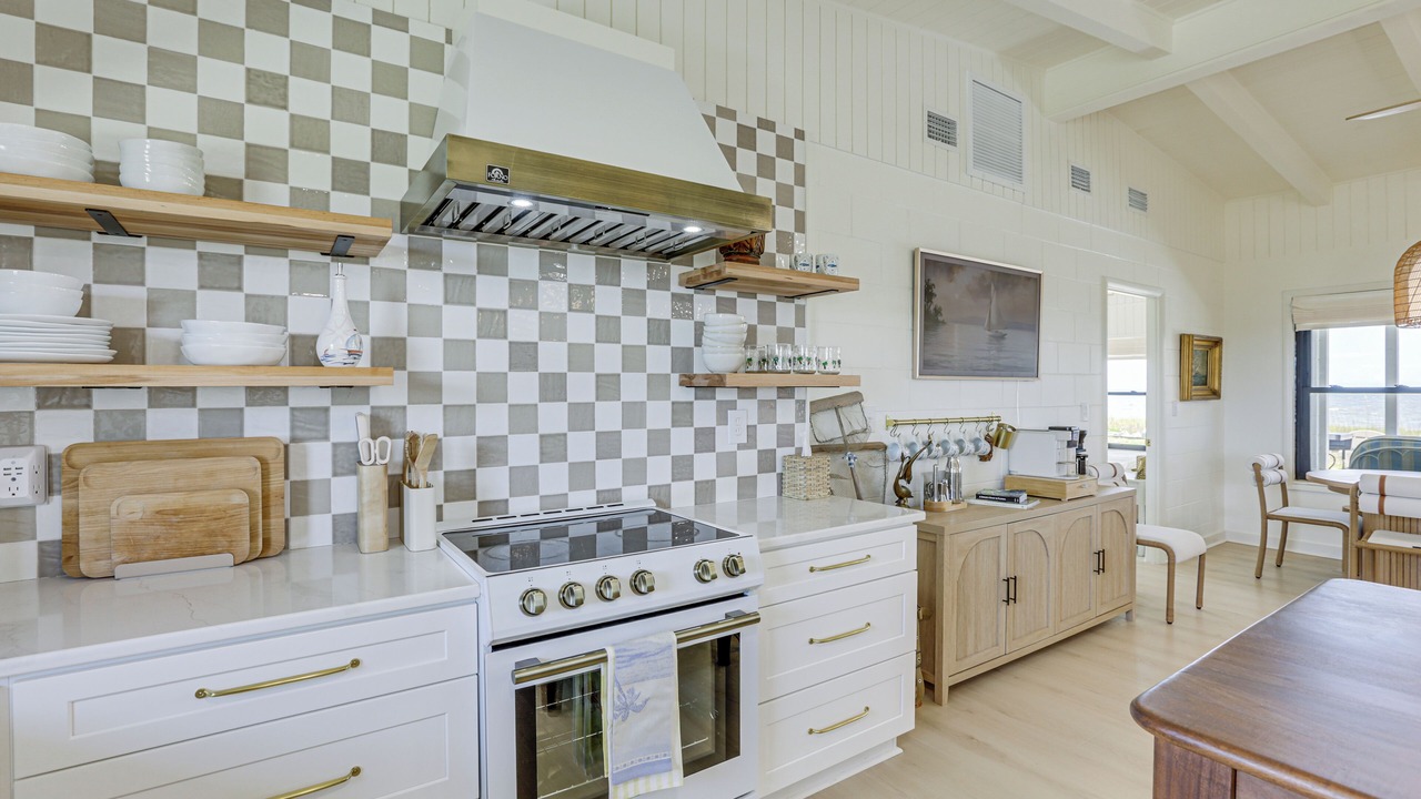 Photo of Kitchen in Alligator Point