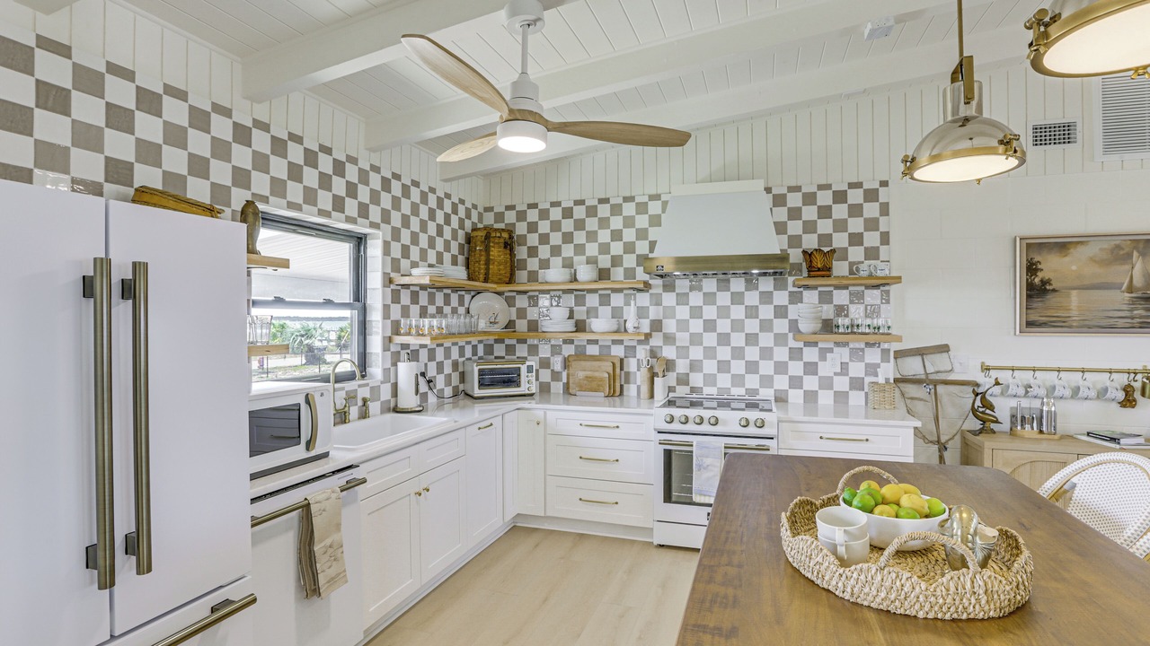 Photo of Kitchen in Alligator Point