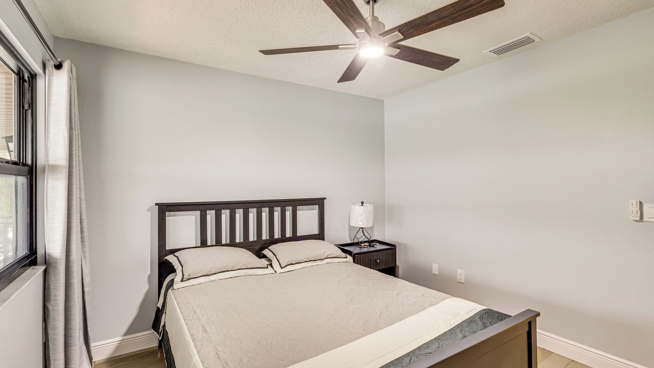 Photo of Bedroom in Apollo Beach