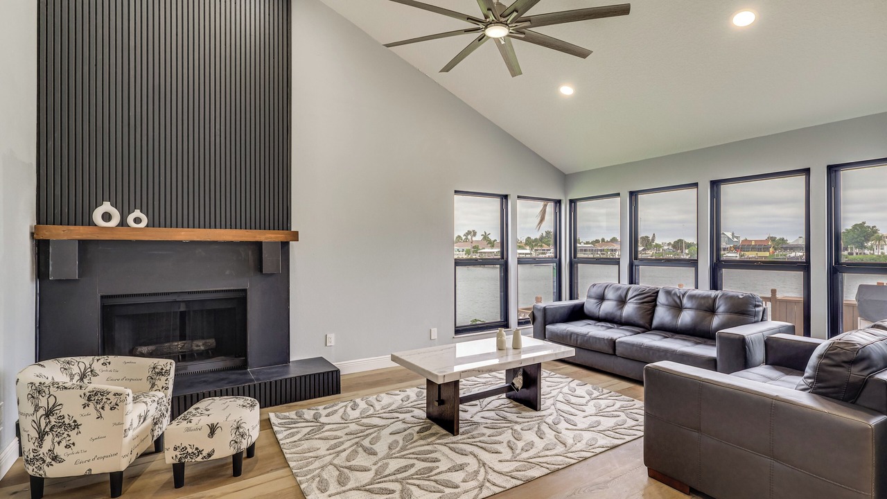 Photo of Bedroom in Apollo Beach