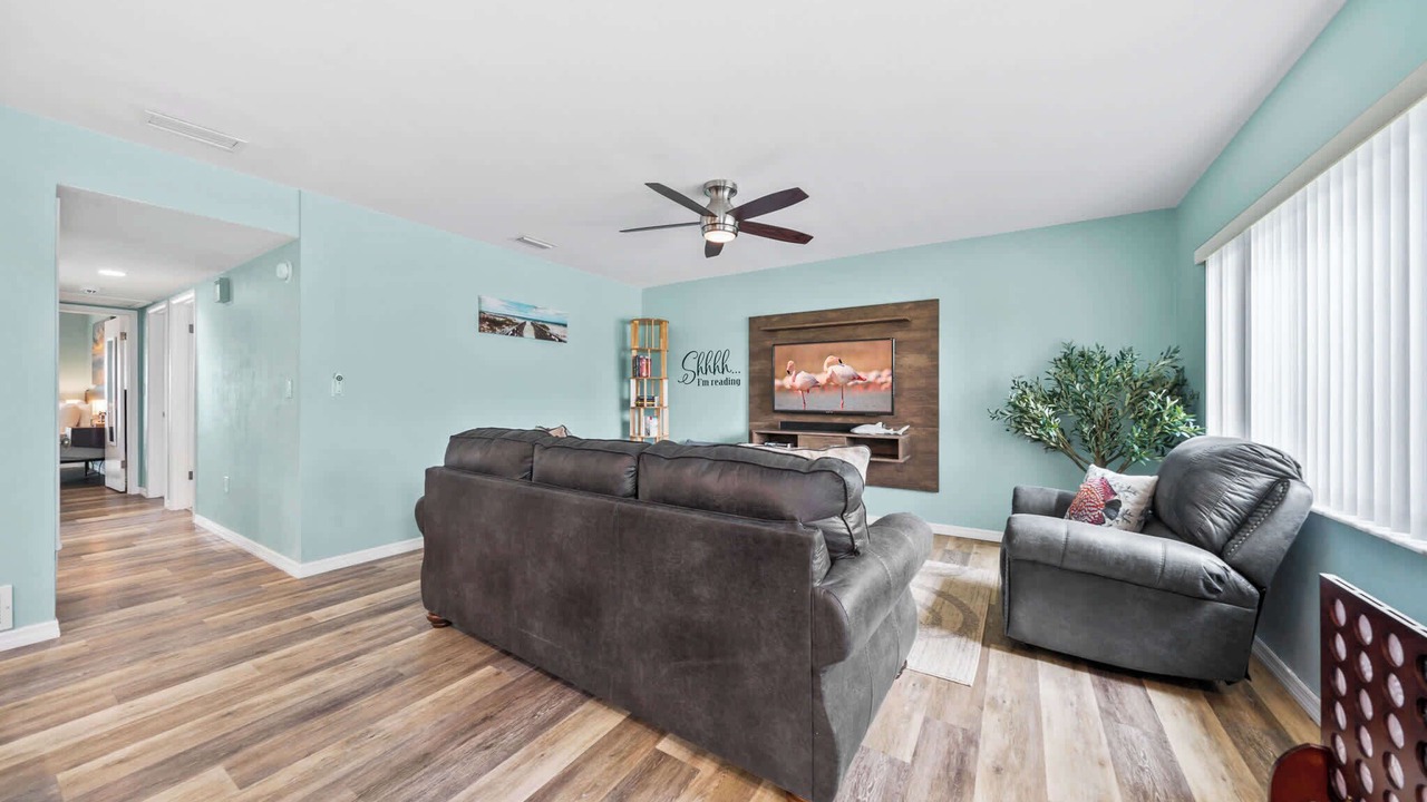 Photo of Livingroom in Venetian Way