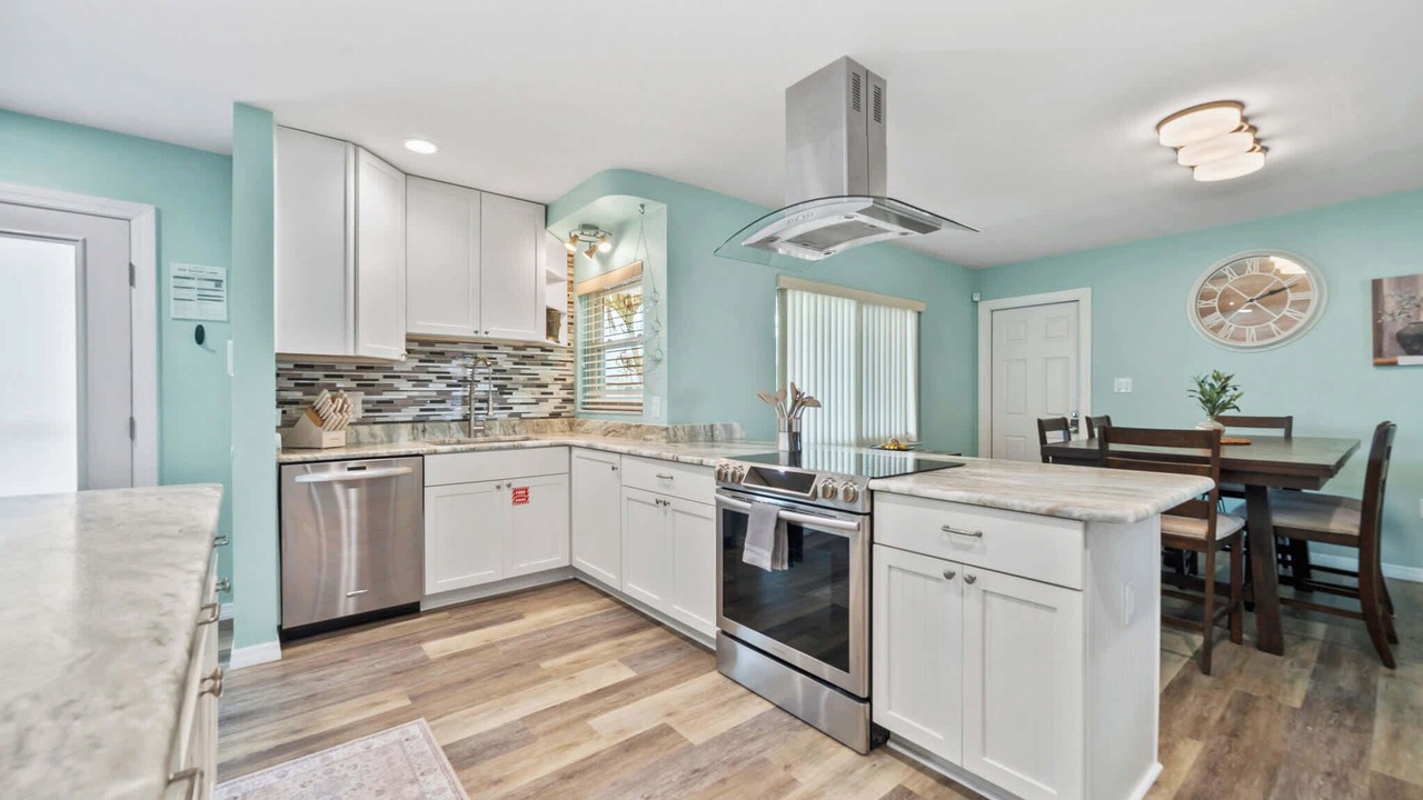 Photo of Kitchen in Venetian Way